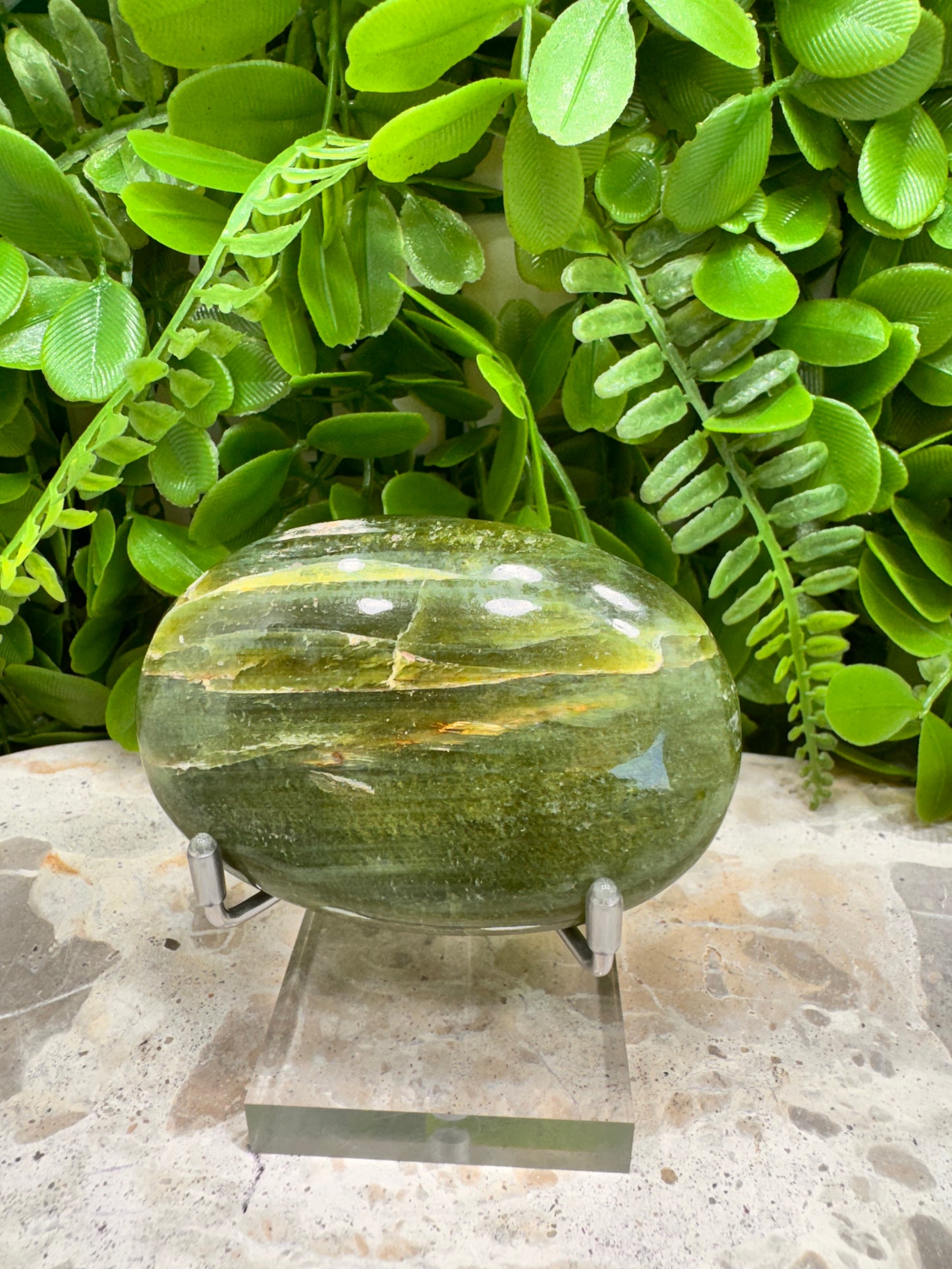 Tremolite Palm Stone 154g