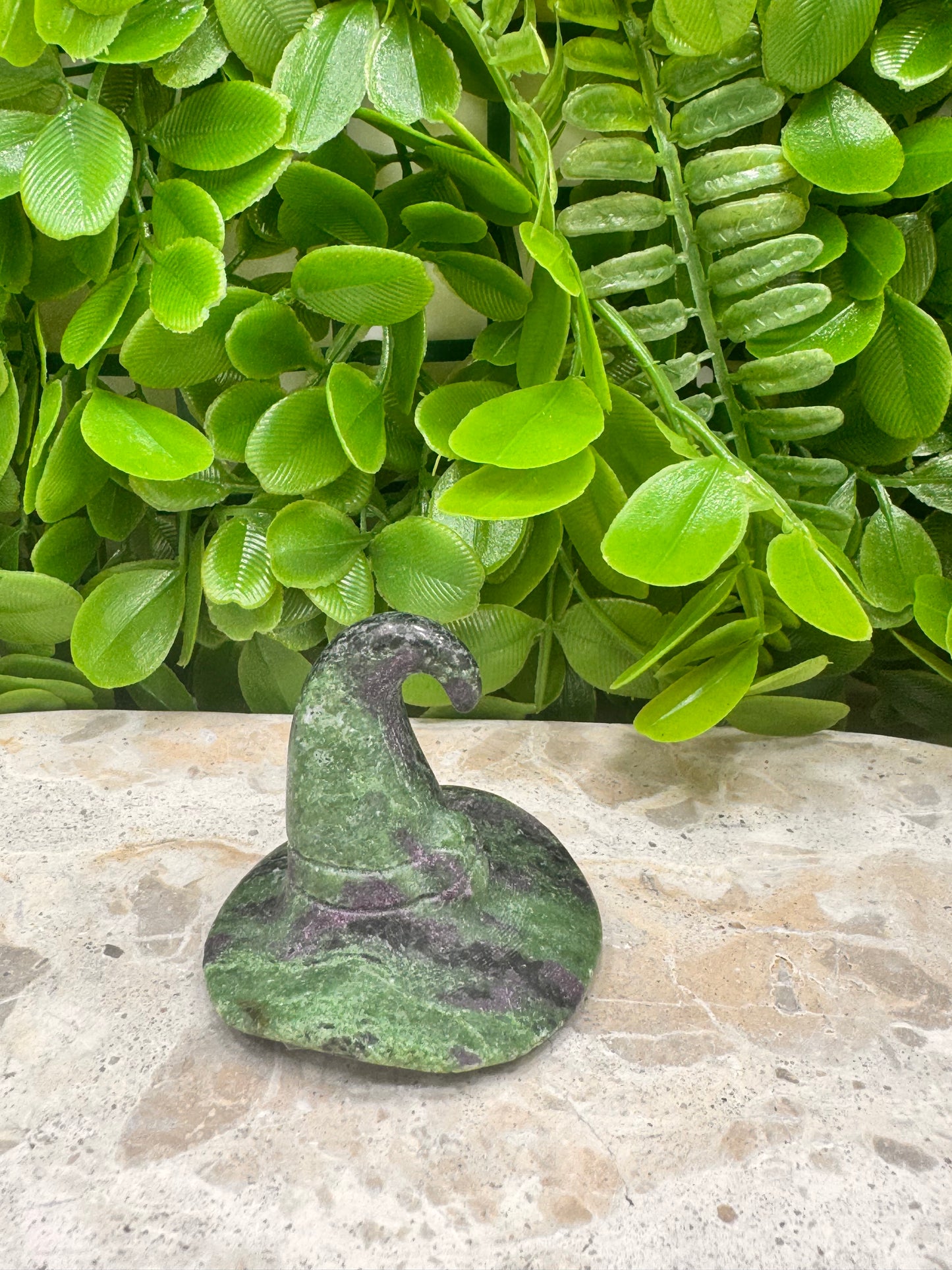 Ruby Zoisite Witches Hat 96g