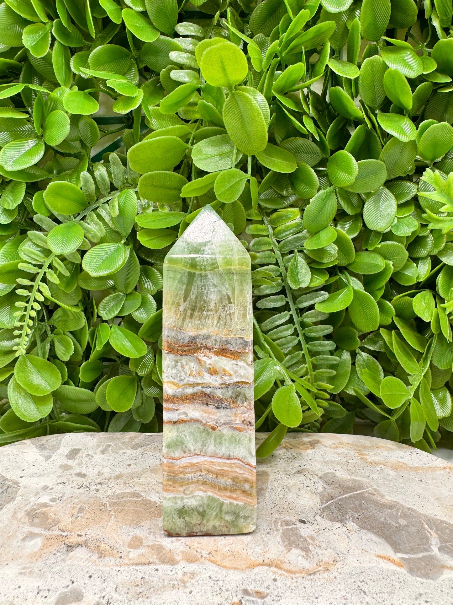 Emerald Kiwi Calcite Tower 356g
