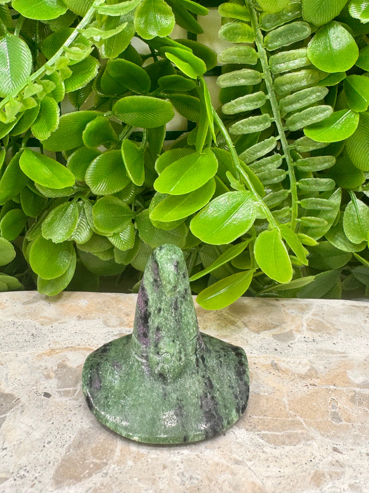 Ruby Zoisite Witches Hat 98g
