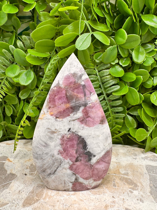 Pink Tourmaline Flame 226g