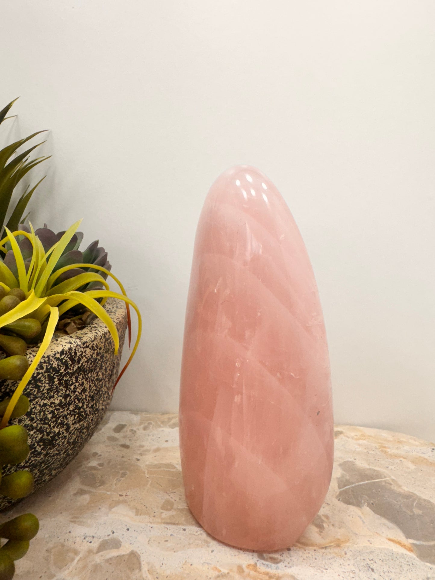 Rose Quartz Freeform 714g