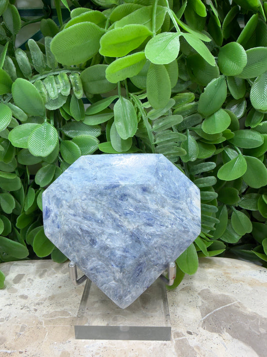 Kyanite Faceted Heart 238g
