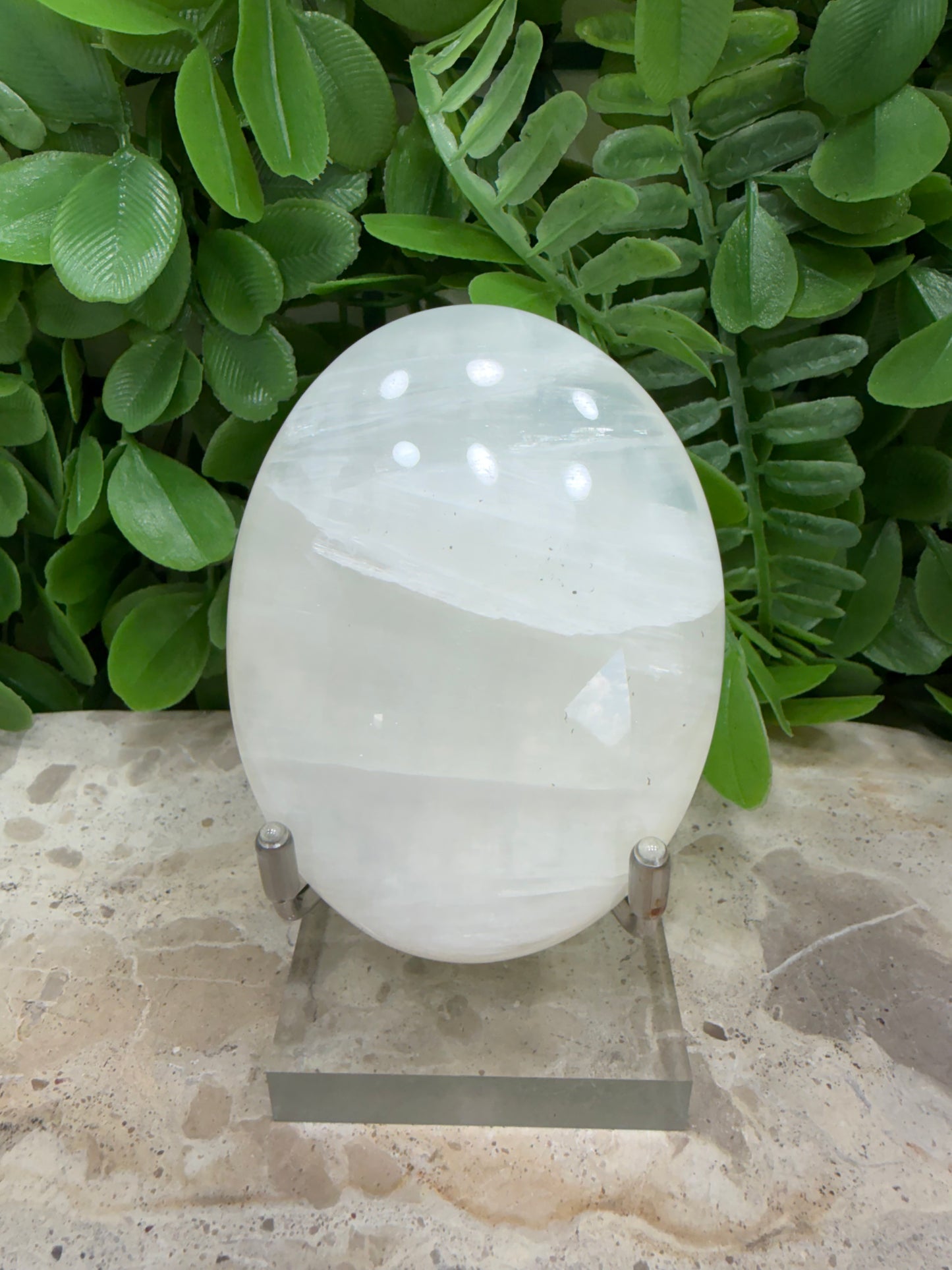 Silky White Calcite palm Stone 144g