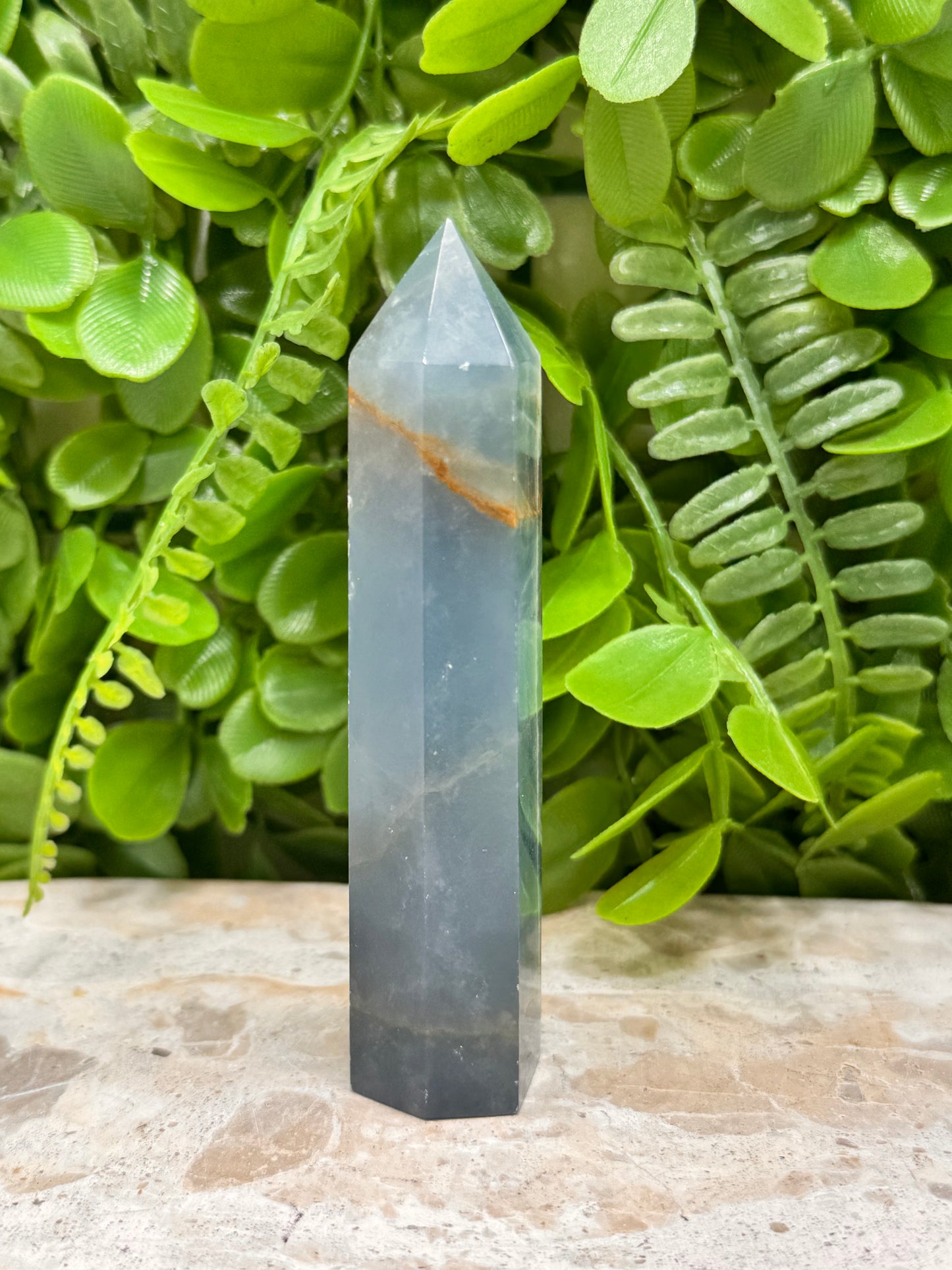 Blue Banded Onyx Point 114g