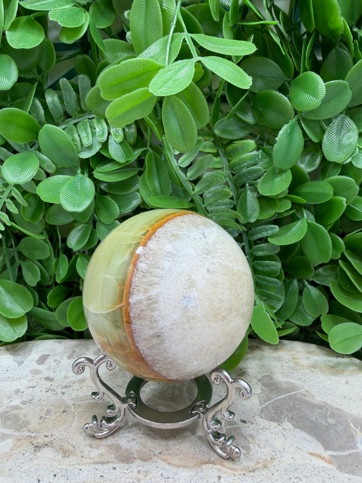 Green Onyx with White Calcite Sphere 456g