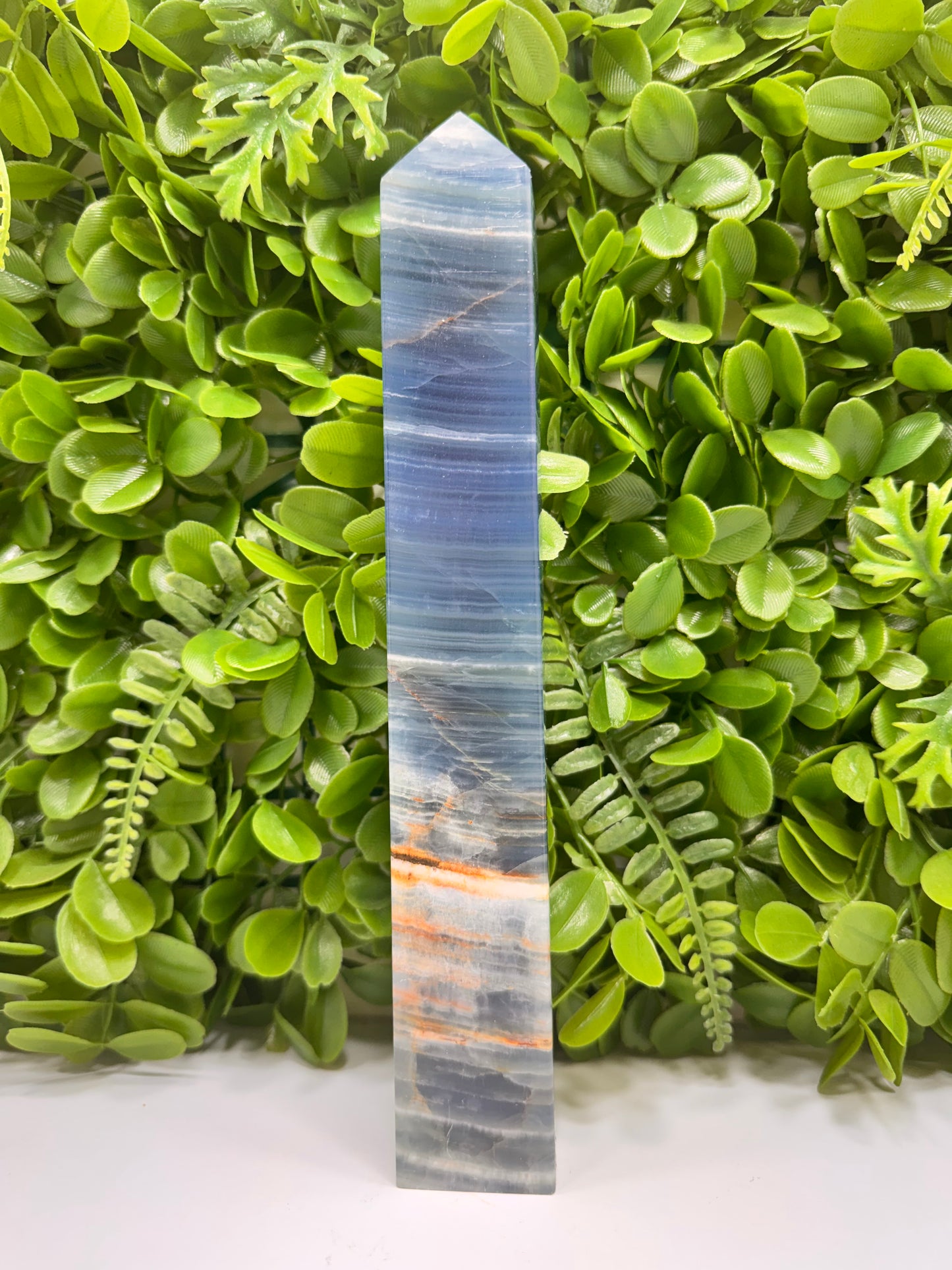 Blue Banded Onyx Tower 700g