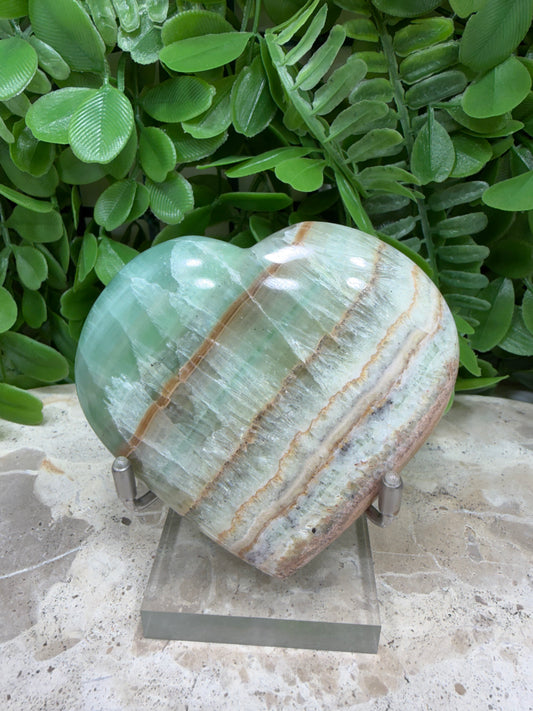 Emerald Kiwi Calcite Heart 180g