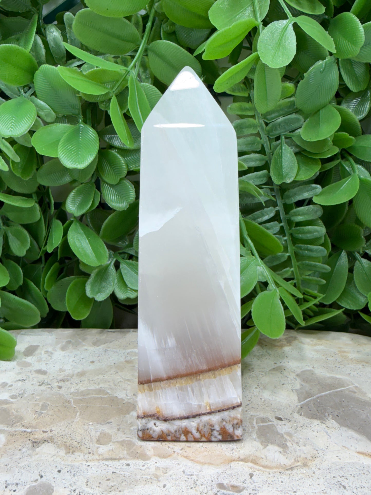 Dendritic Silky White Tower 358g