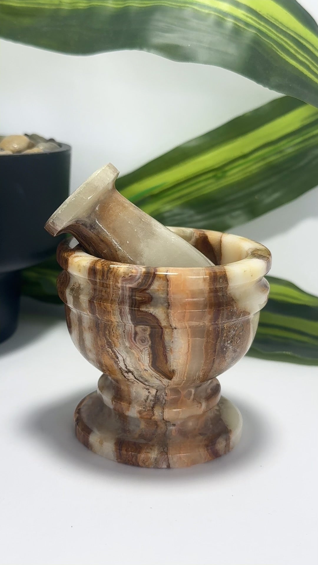 Mortar & Pestle Brown Banded Onyx 461g