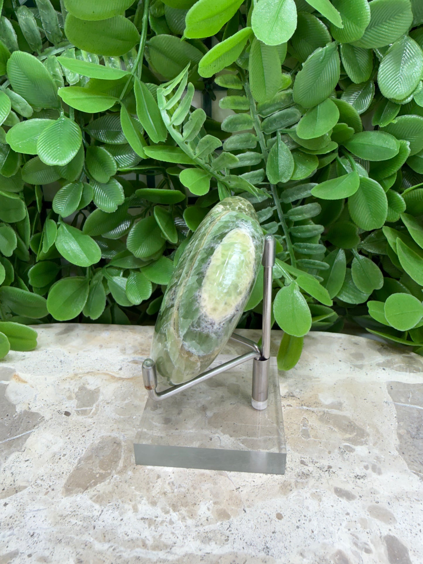 Emerald Kiwi Calcite Heart 188g