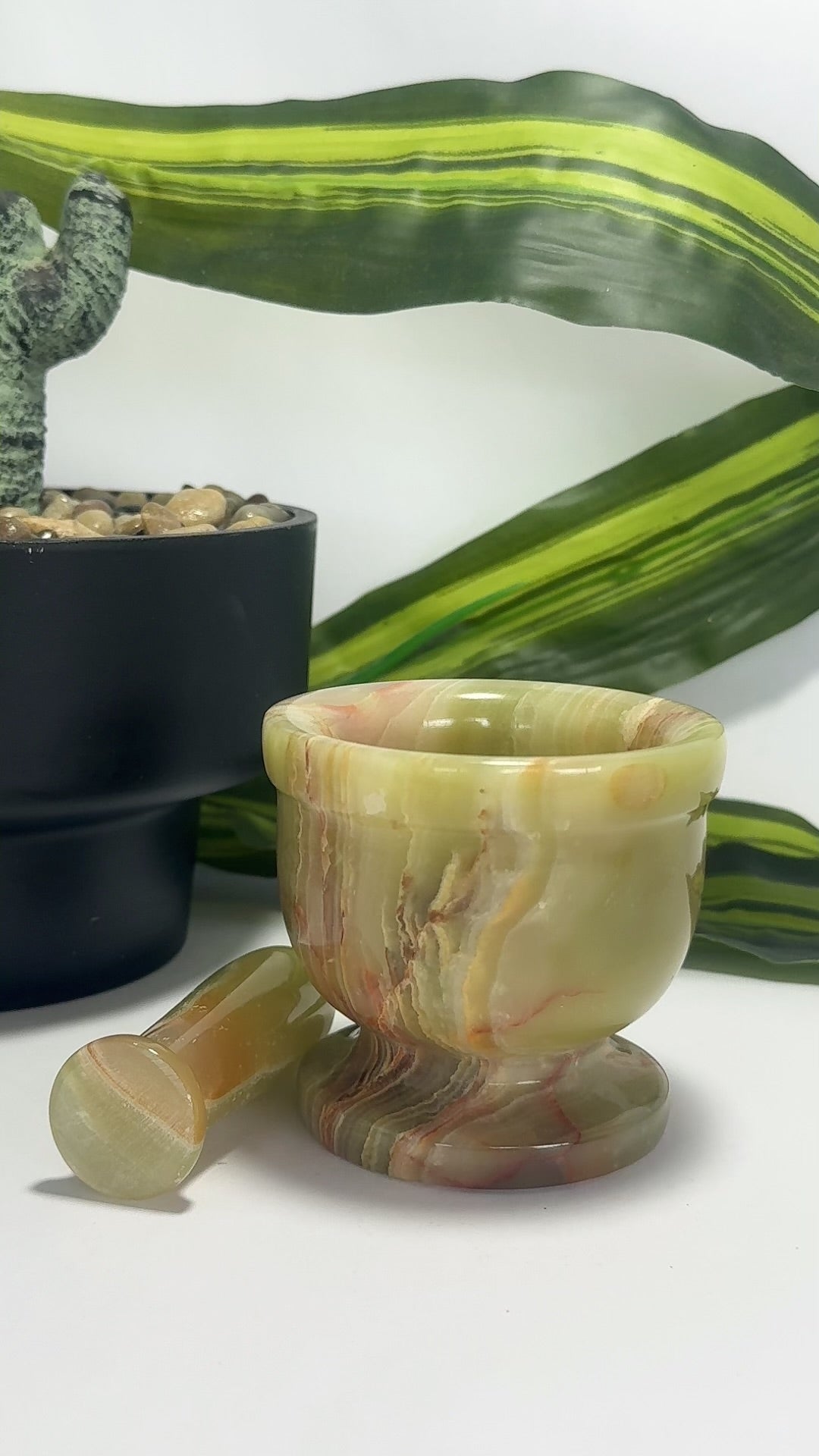 Mortar & Pestle Green banded Onyx 442g