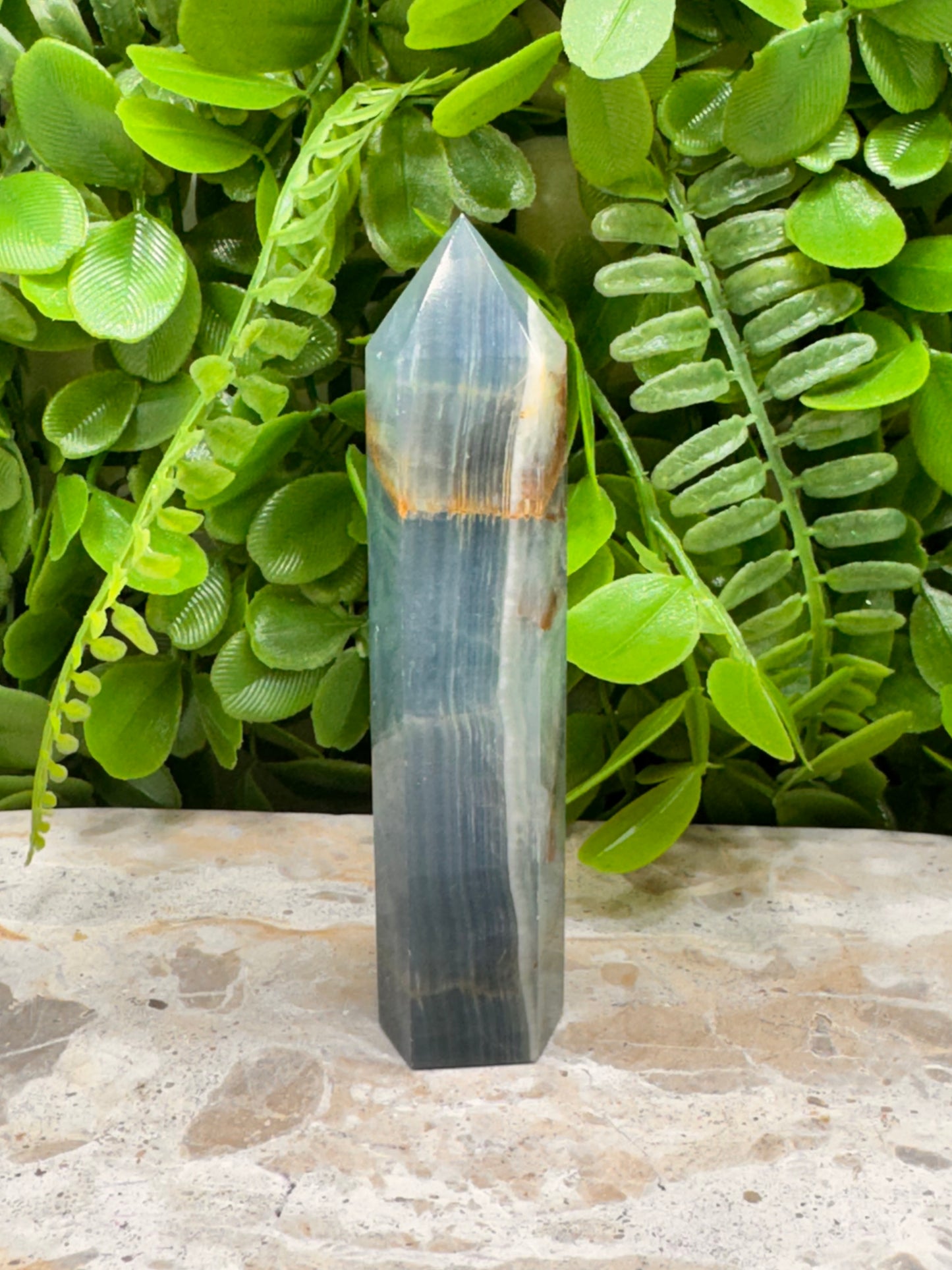 Blue Banded Onyx Point 114g