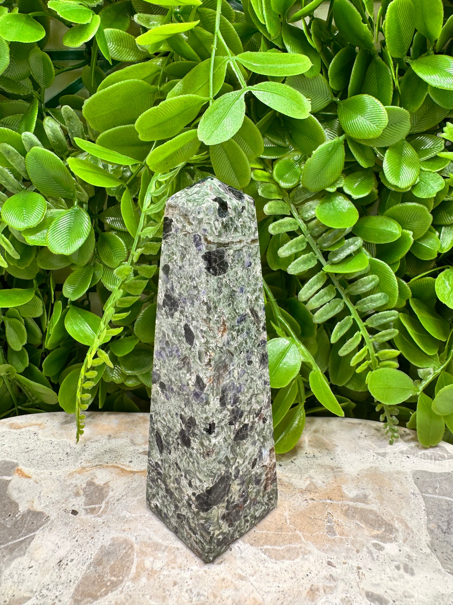 Blue Sapphire with Mica Tower 264g