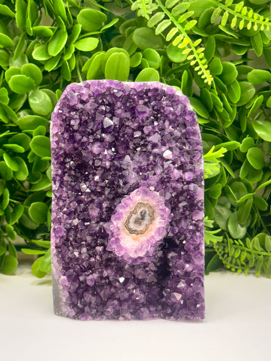 Amethyst Freeform 2402g