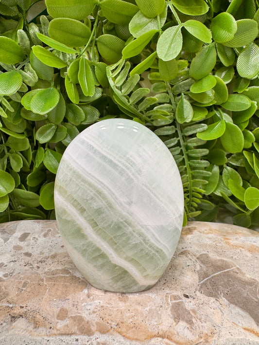 Standing Pistachio Calcite 272g