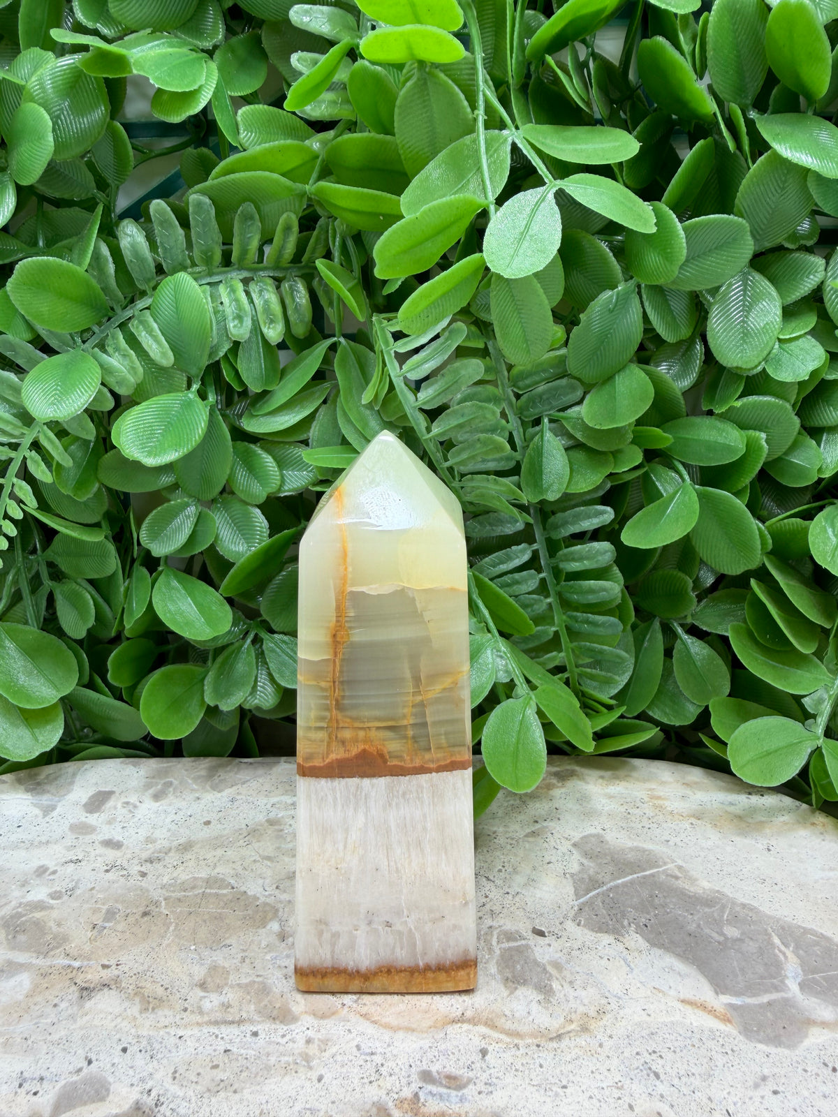Green Onyx with White Calcite Tower 258g