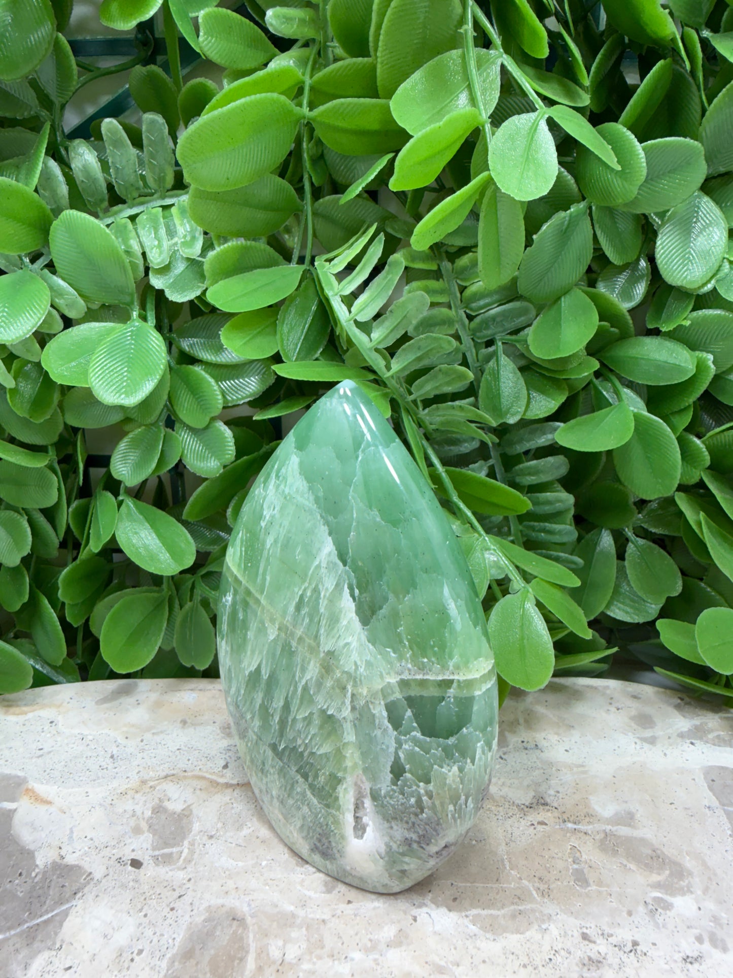 Emerald Kiwi Calcite Flame 266g
