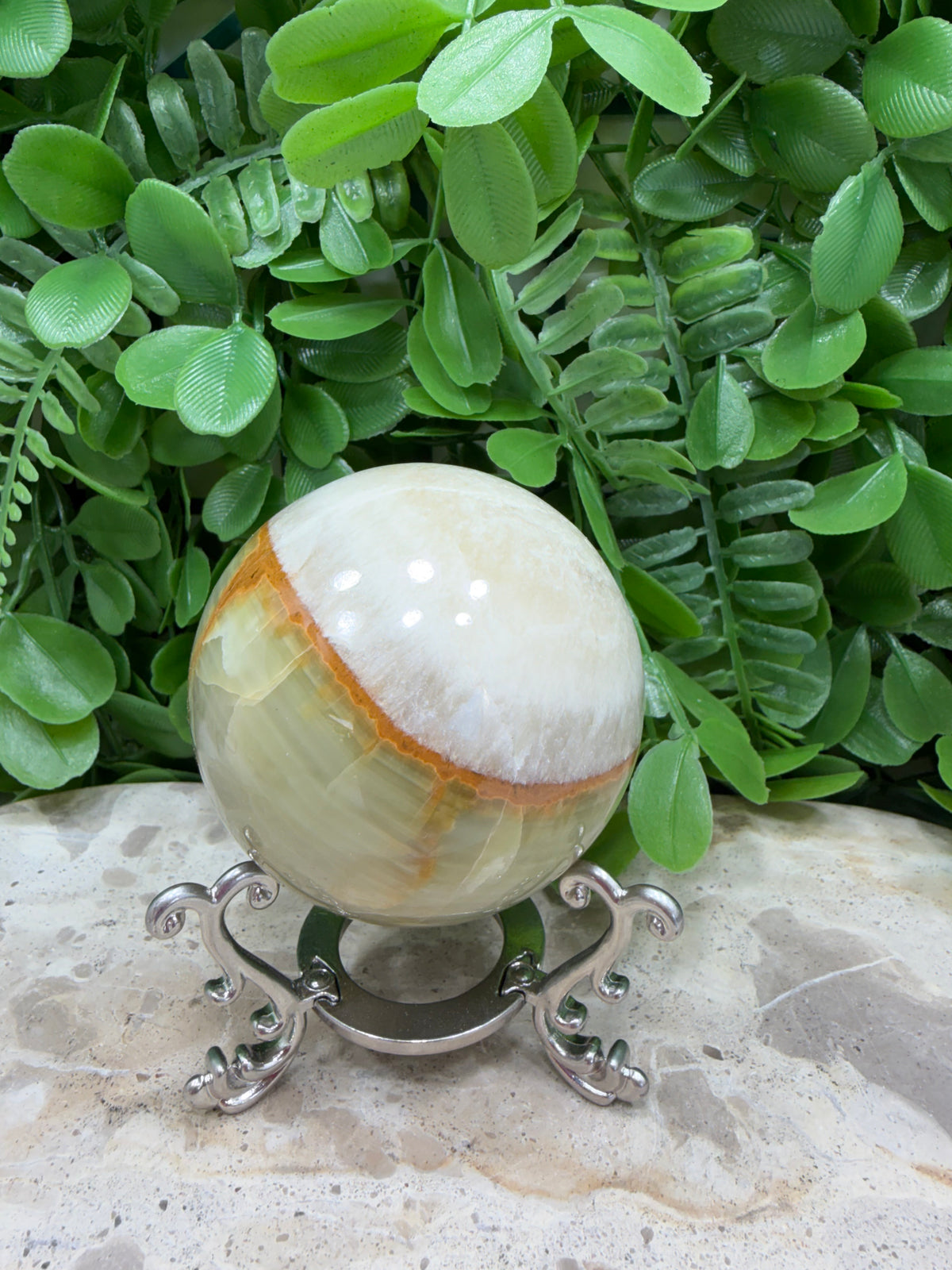 Green Onyx with White Calcite Sphere 368g