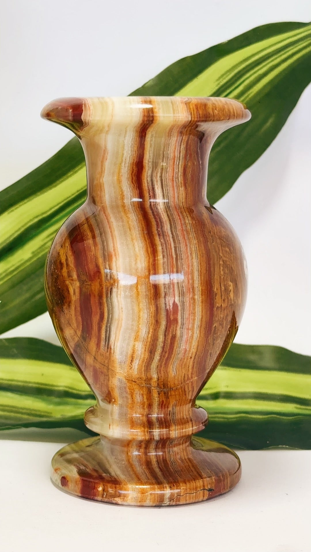 Green Banded Onyx Vase 468g
