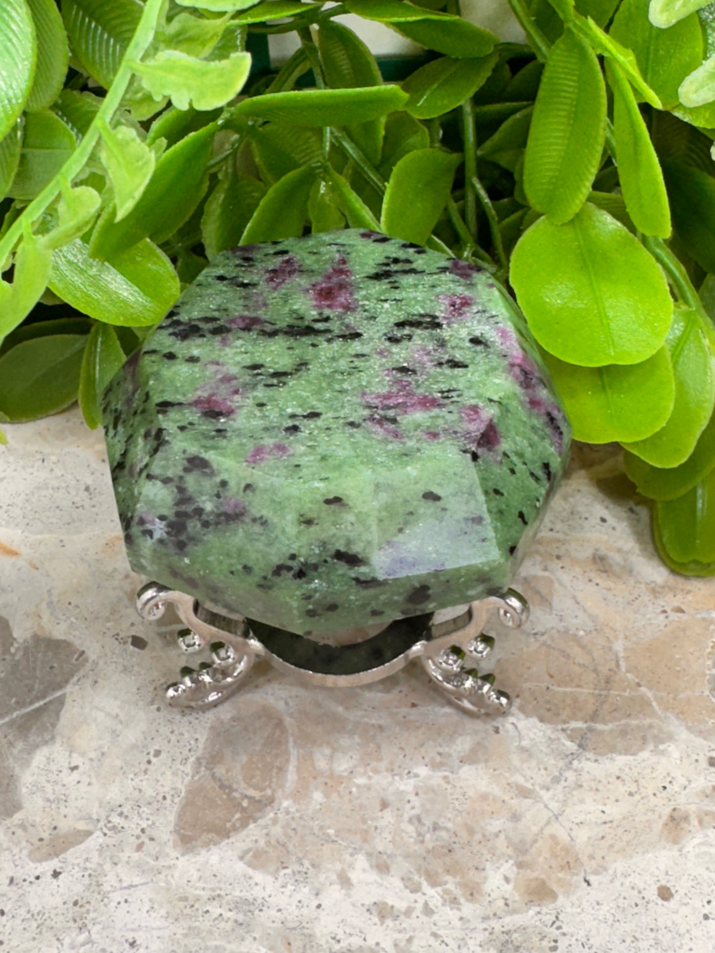 Ruby Zoisite Diamond 258g