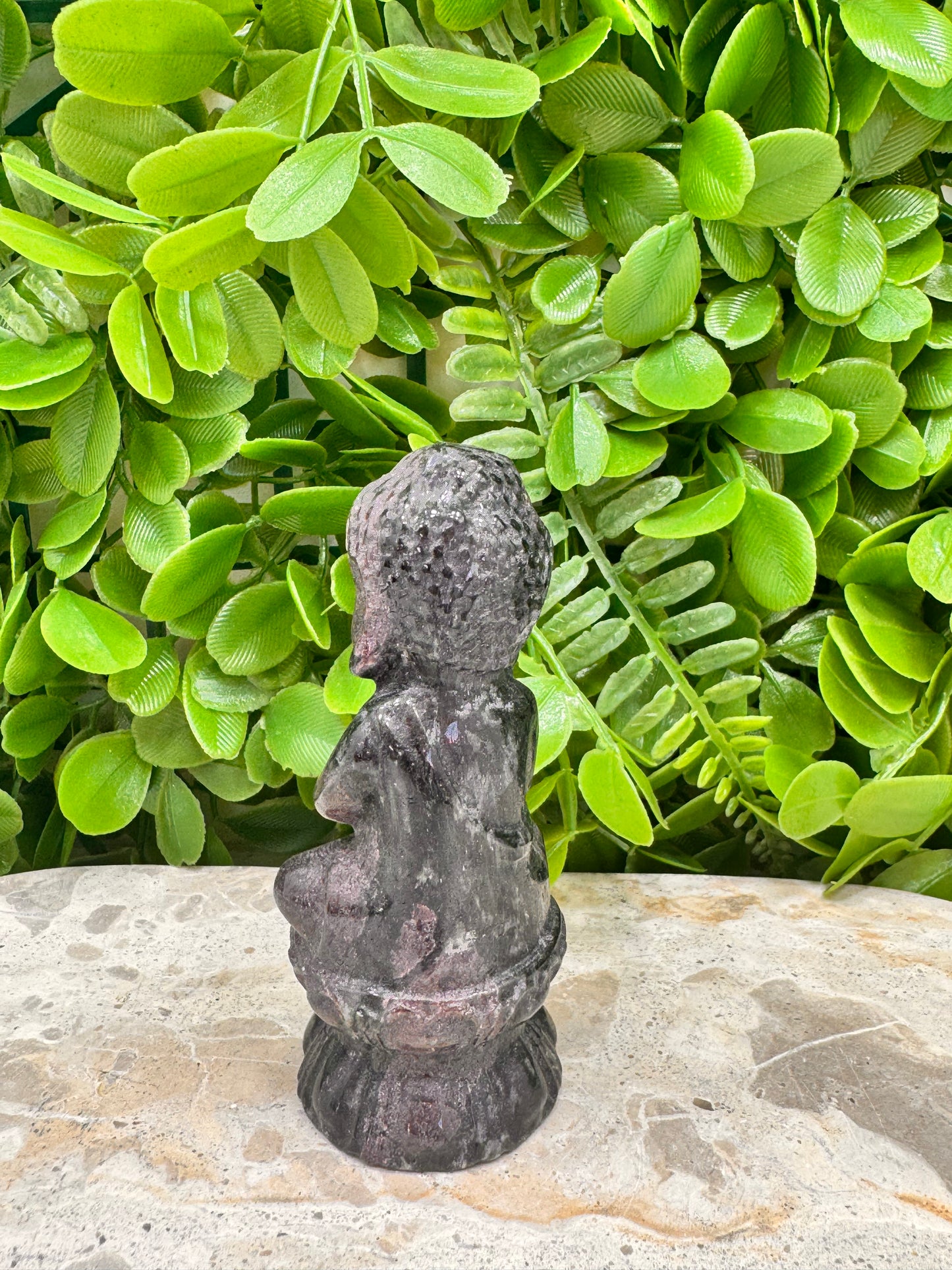 Garnet Buddha 218g