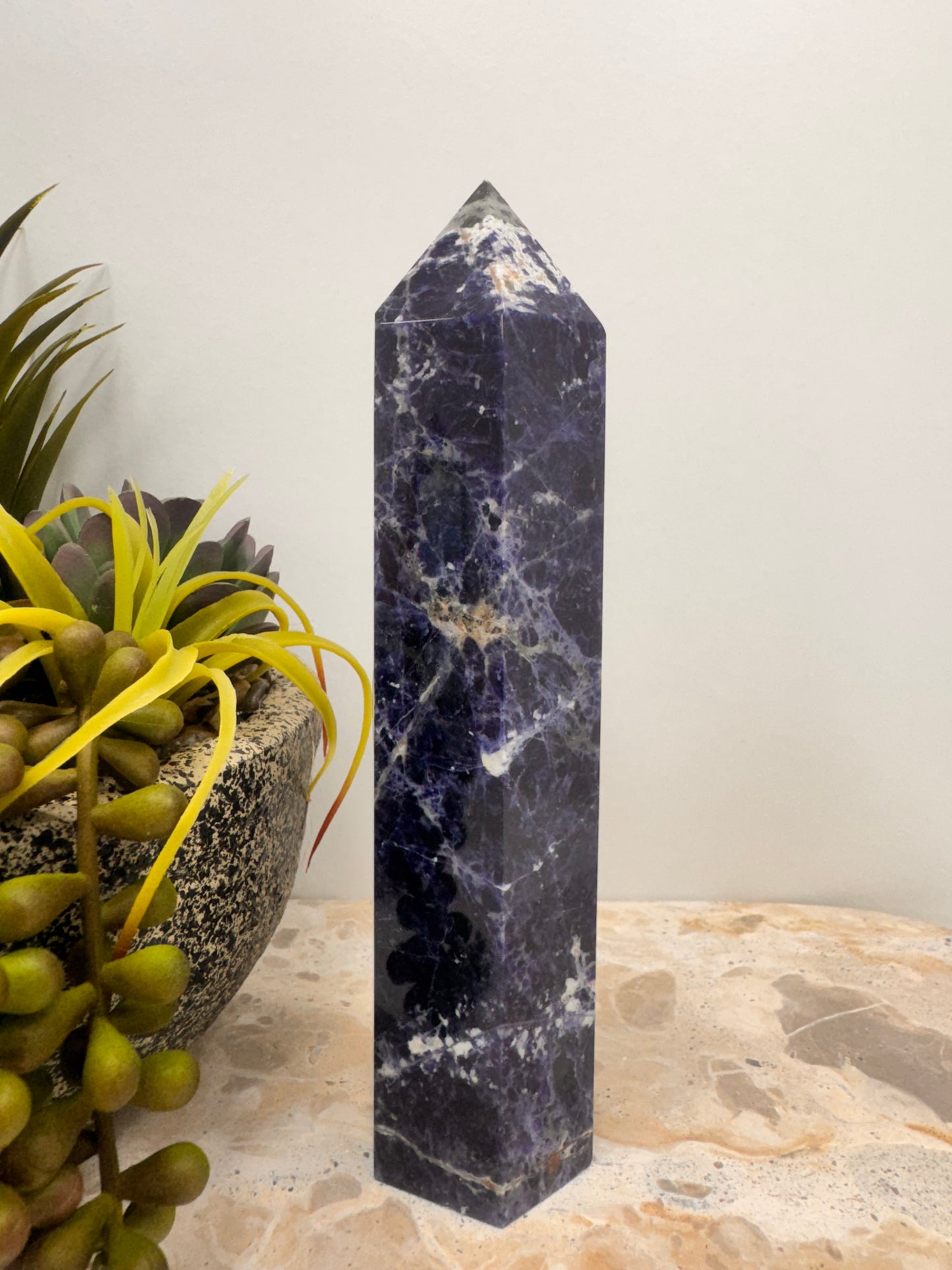 Sodalite Tower 412g