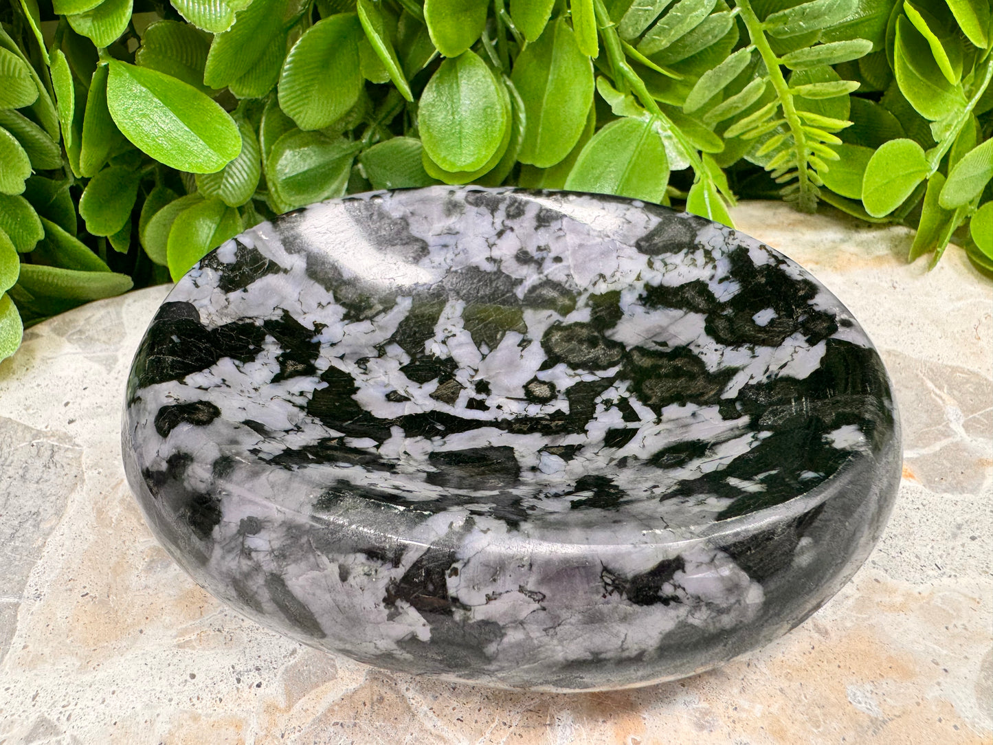 Mystic Merlinite Bowl 736g