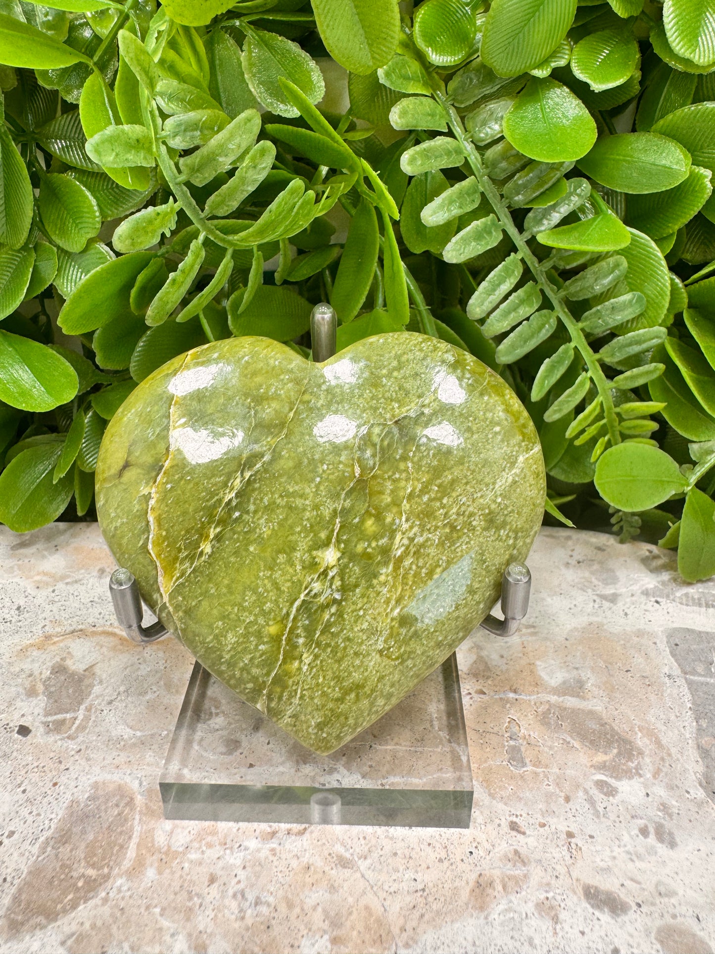 Tremolite Heart 124g