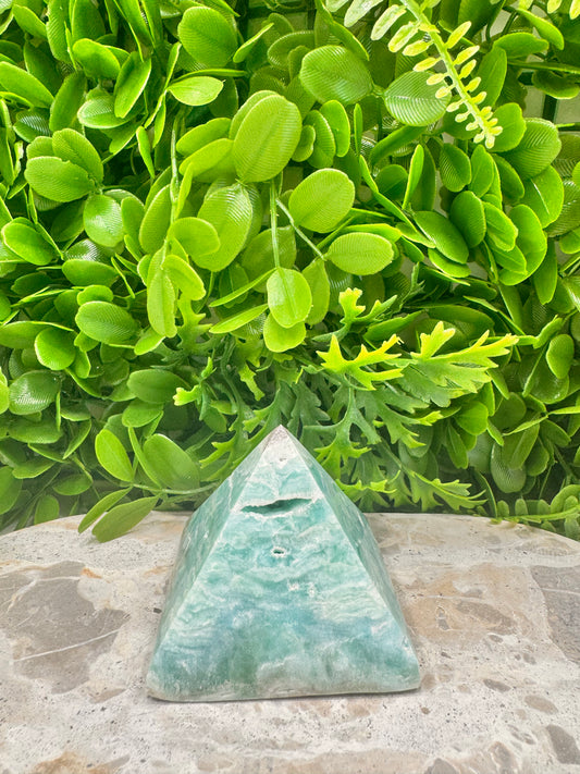 Smithsonite Pyramid 394g