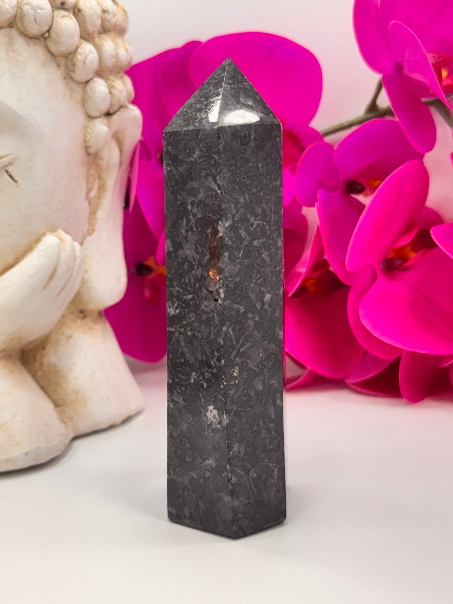 Mystic Merlinite Tower 688g