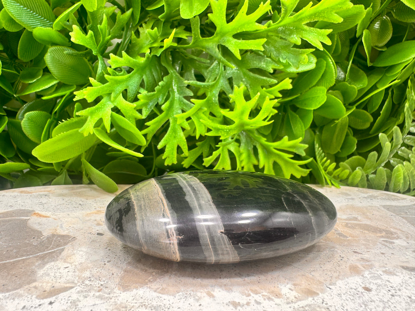 Black Banded Onyx Palm Stone 150g