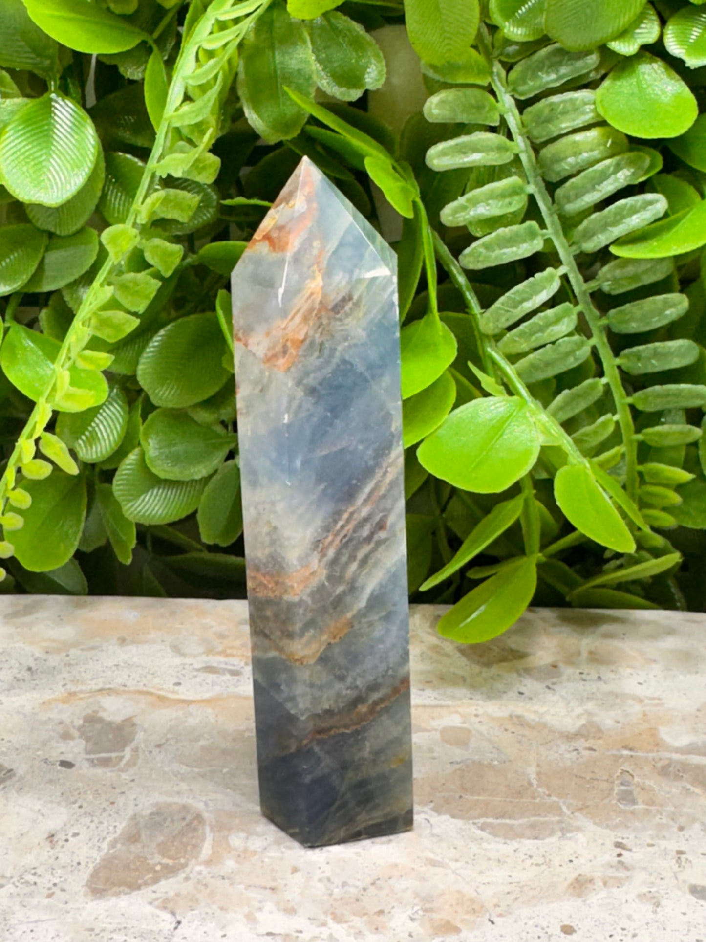 Blue Banded Onyx Point 106g