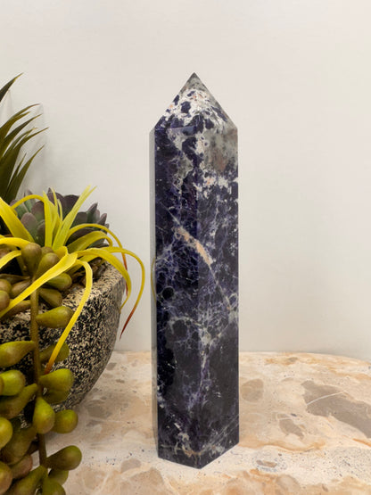 Sodalite Tower 412g