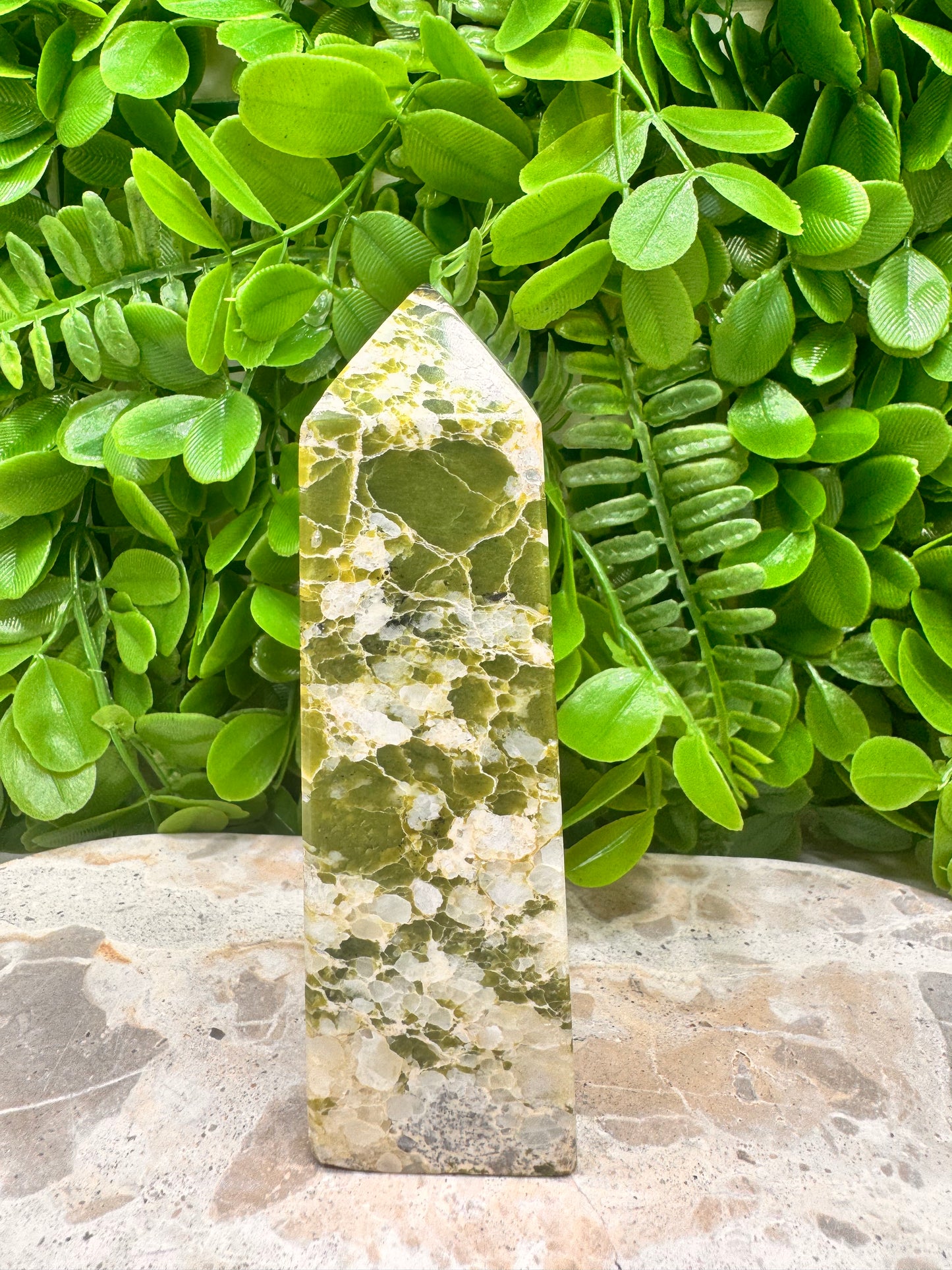 Tremolite Tower 414g