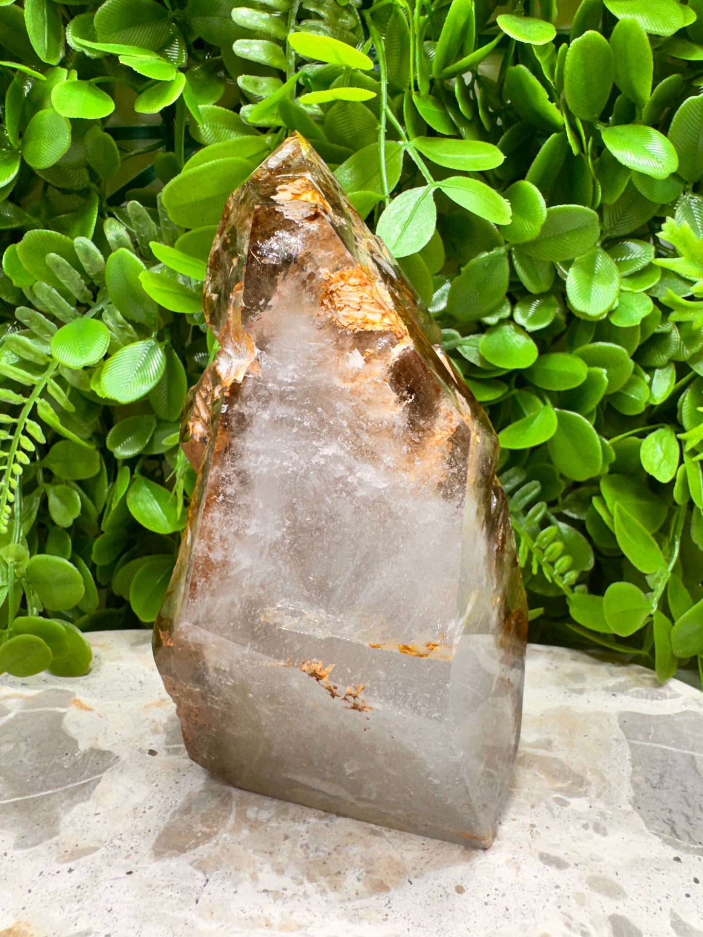 Included Quartz Freeform 950g