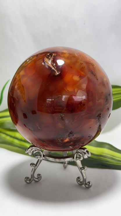 Carnelian Sphere 1.7kg