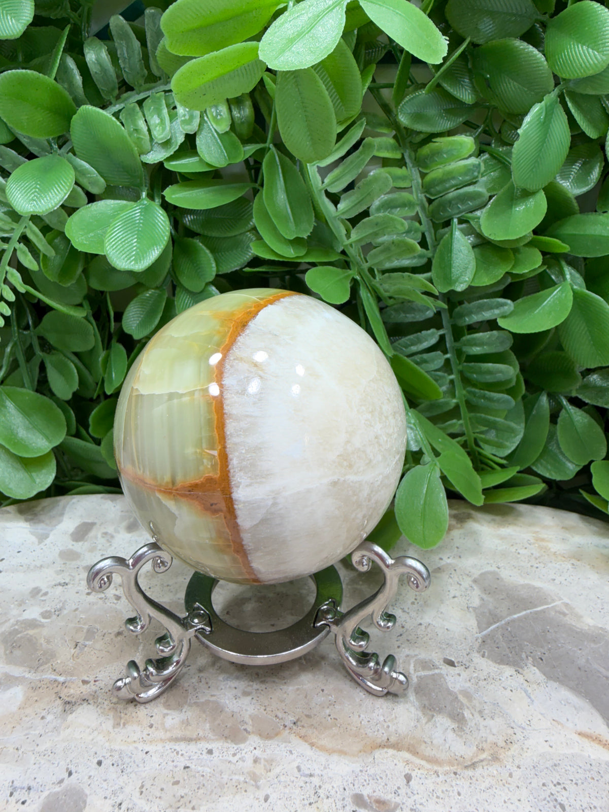 Green Onyx with White Calcite Sphere 368g