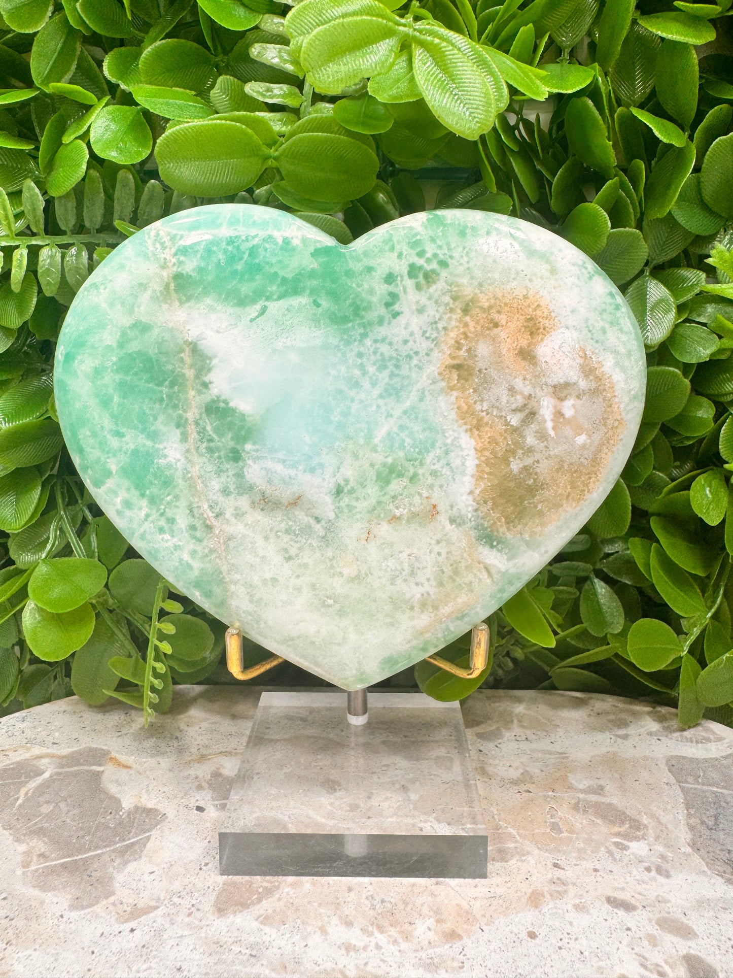 Aragonite & Smithsonite Heart 1kg