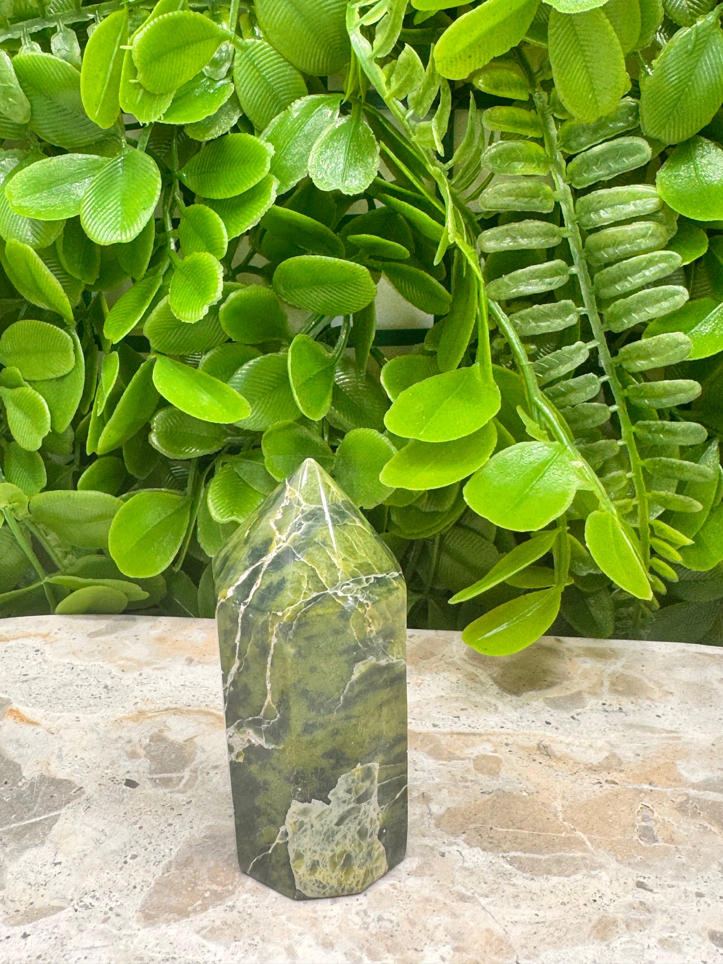 Tremolite Point 96g