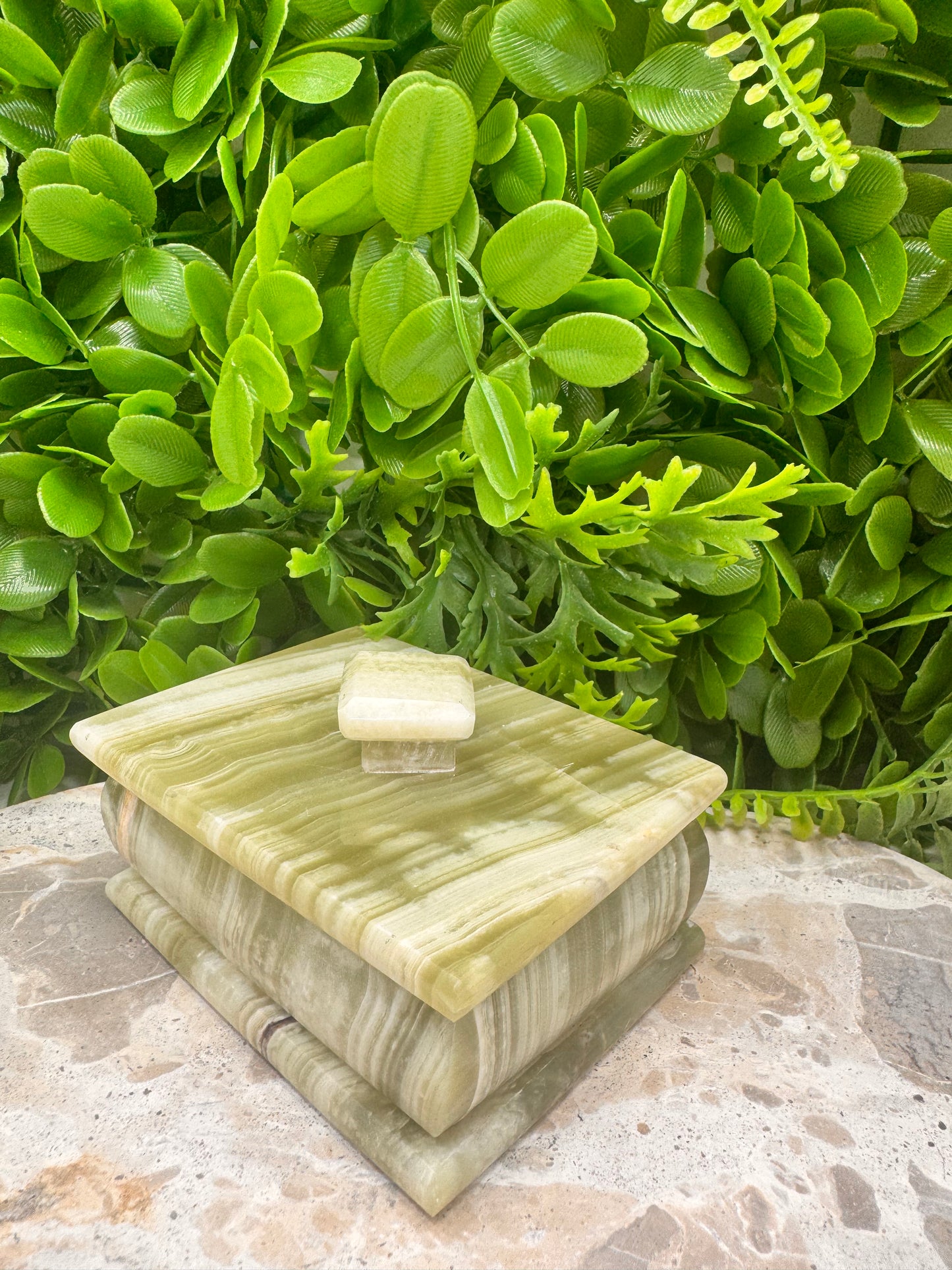 Green Banded Onyx Trinket Jewellery Box with lid 544g