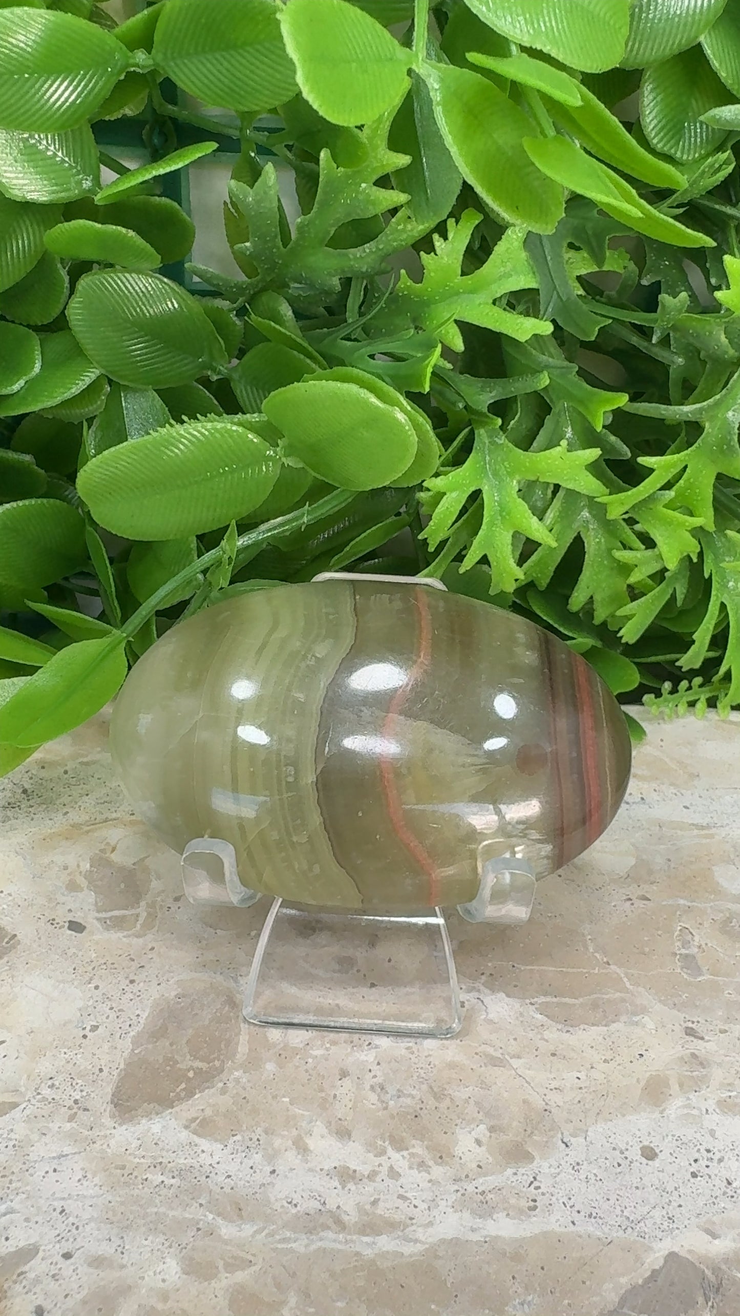 Green Banded Onyx Palm stone 102g