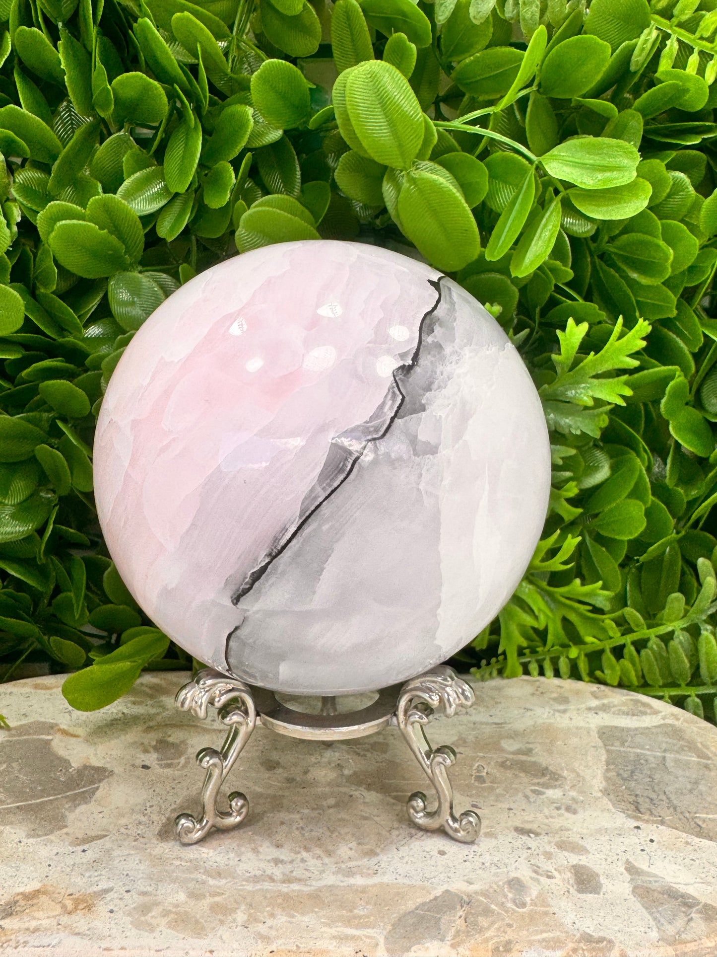 Smokey Pink Mangano Sphere 1694g