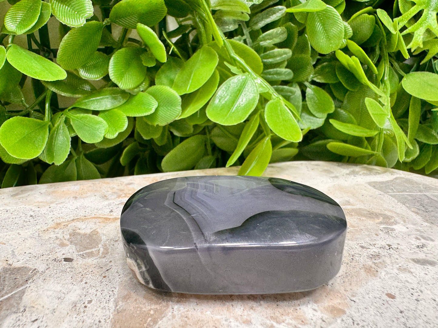 UV Volcanic Agate Palm Stone 94g