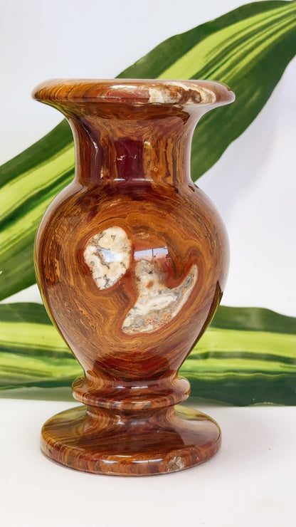 Green Banded Onyx Vase 468g