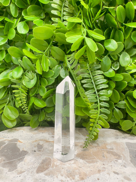 Clear Quartz Tower 106g