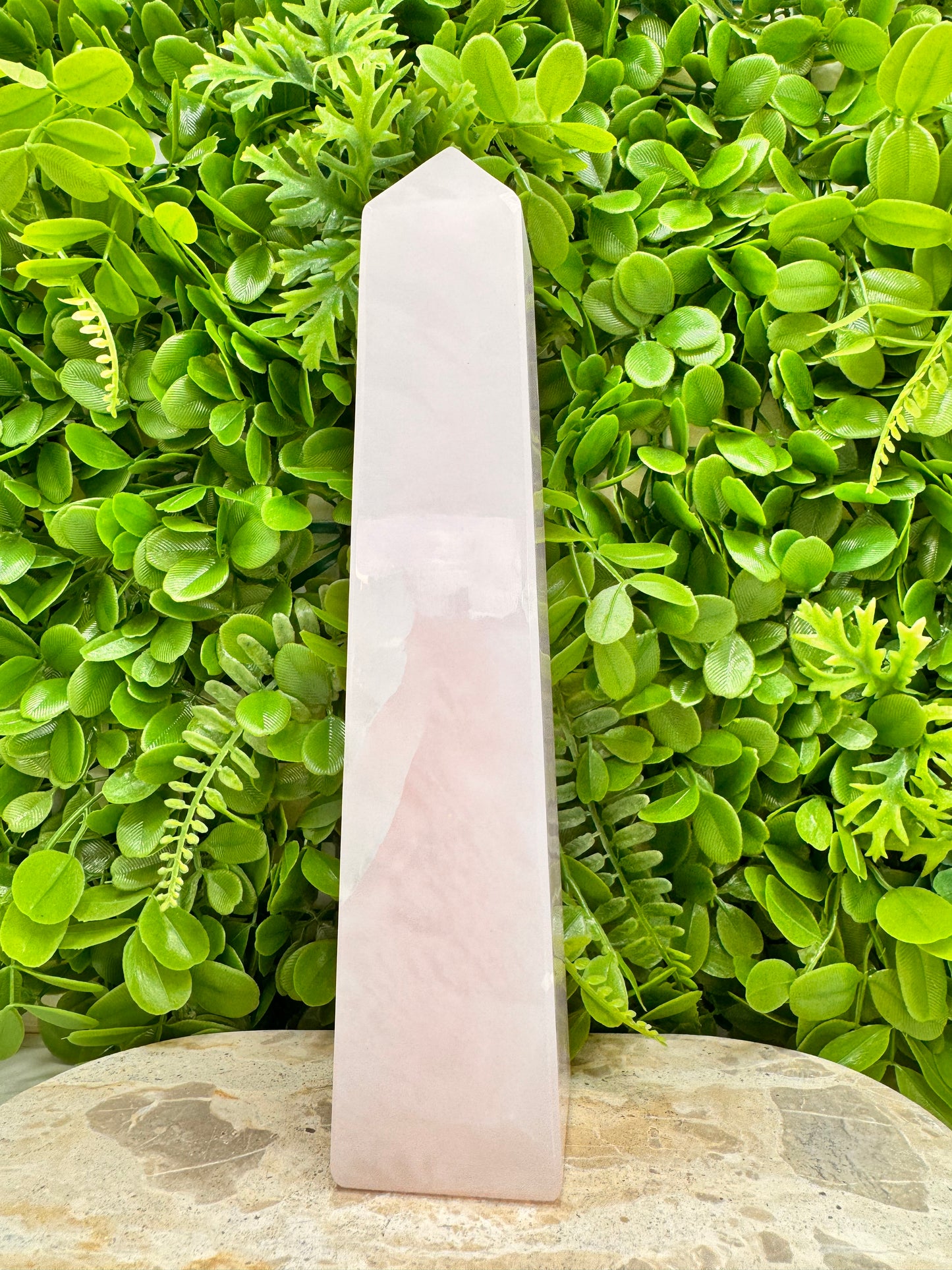 Pink Mangano Tower 1584g