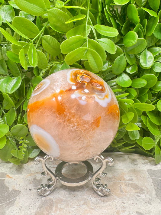 Carnelian Sphere 780g