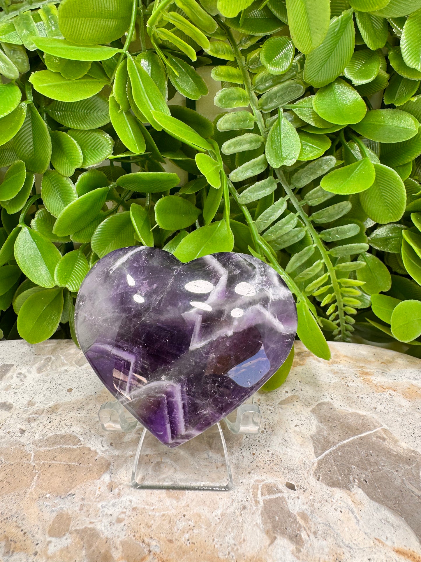 Chevron Amethyst Heart 132g
