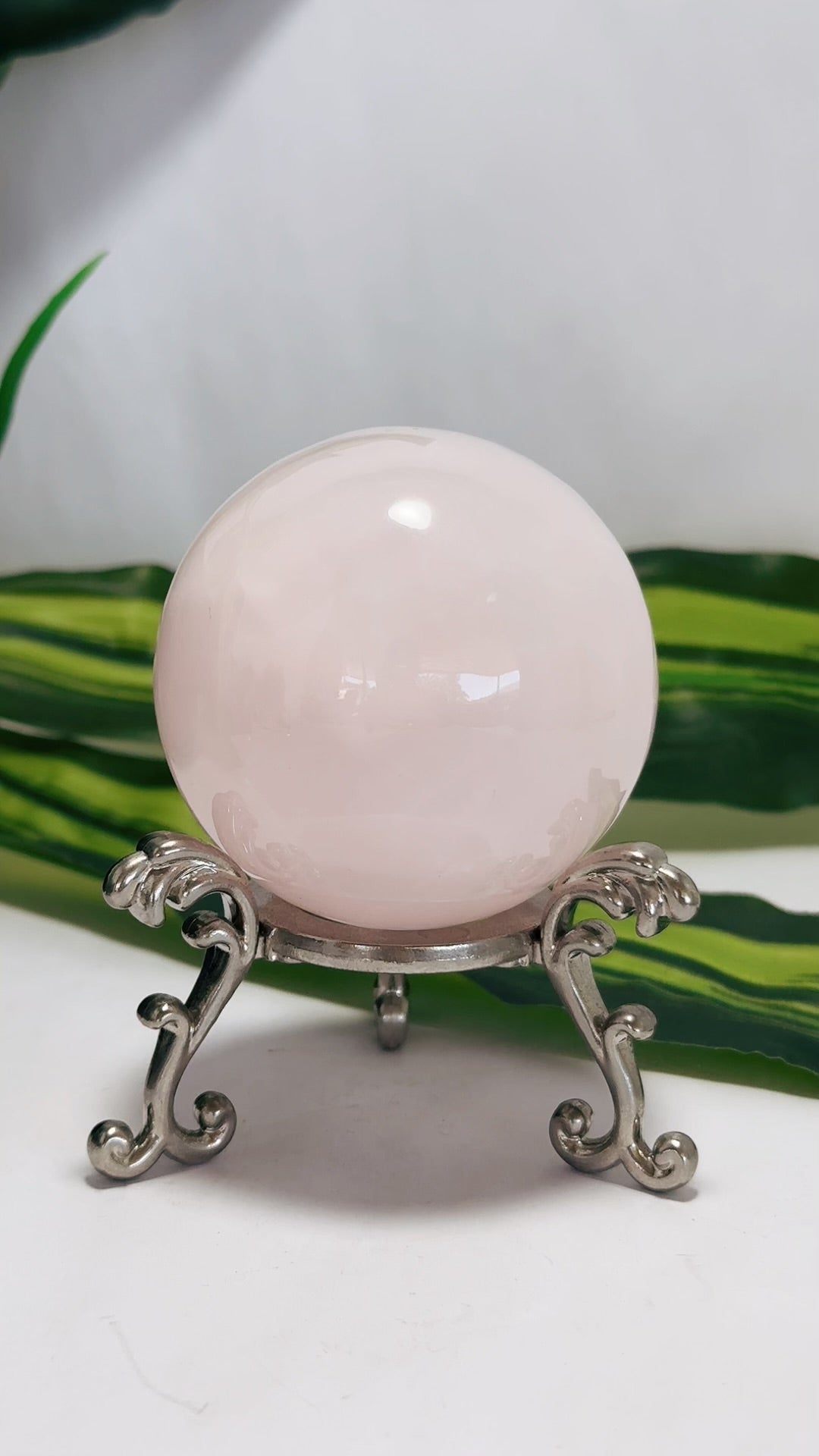 Pink Mangano Sphere 318g